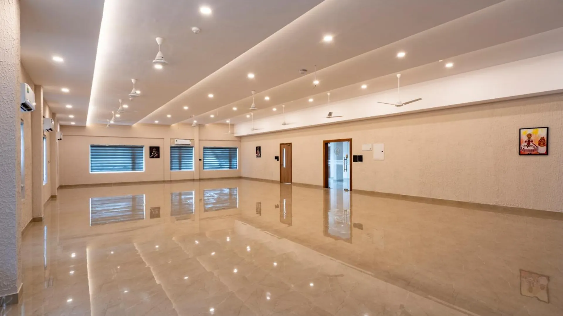 Airport Haven Aparthotel Kochi 0*,  Ινδία